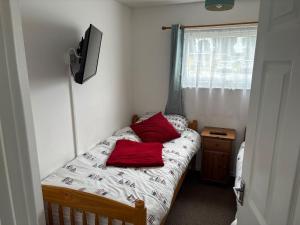 2 Bed Chalet Florida Estate