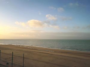 BEL AIR HOLIDAY - 1-bedroom apartment with breathtaking sea view T151