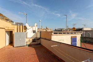 Sunshine Studios Portside Gothic