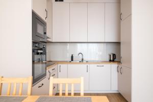 Bemowo Pleasant Apartment by BookingHost