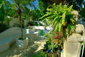 Fieldlight pool Villa