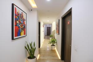 FabHotel Taj Home Stay