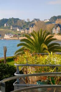 Apartment with terrace and stunning sea view Carteret