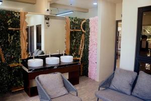 Meiyi Hot Spring Resort