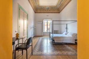 Carlo Apartment with Terrace by Wonderful Italy