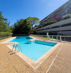 Cozy renovated flat with city view