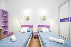 Canary Holiday Mondragon House