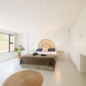 Wildlife and Ocean Cottage