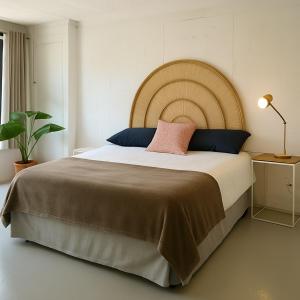 Wildlife and Ocean Cottage