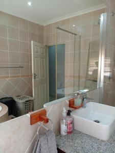 Bluebird guest house