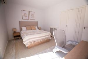 Bright 2BD2BA Apt w Private Terrace - Spacious