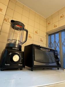 Excelente localização! Ao lado do metrô, praia, shopping e bares