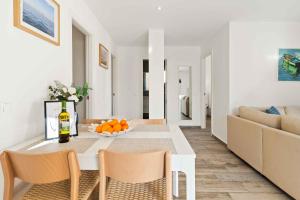 Lovely Sea view Villa with only 7 minutes walk to the Fuengirola Beach