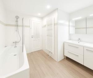 Le Marais - Premium family apartment for 6