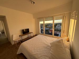 Departamento 4 ambientes en Playa Grande con cochera