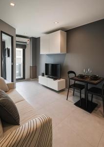 Modern Apartment in Chalong