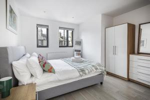 Stylish Bickley Home Near London by StayStayStay