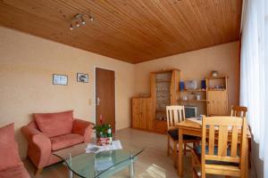 Vogelhus Yvonne Vogel