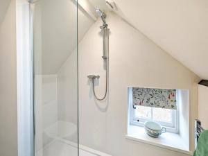 3 Bed in Edenbridge oc-o34127