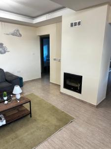 ANTHEMIs COTTAGE RED