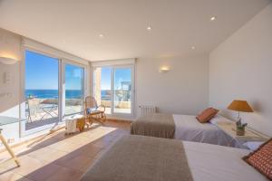 Cape Town by Fidalsa