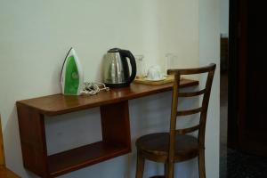 Humming Birds Suites
