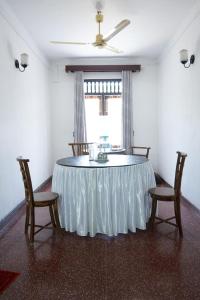 Humming Birds Suites