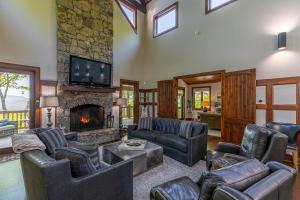 Sanctuary at Eagles Nest