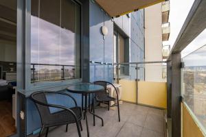 City Bright Apartment with Parking & Balcony