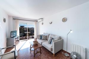 Acapulco Apartment 18 by Casasol