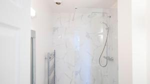 The Townhouse - FREE Parking & Wi-FI