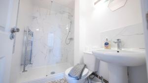 The Townhouse - FREE Parking & Wi-FI