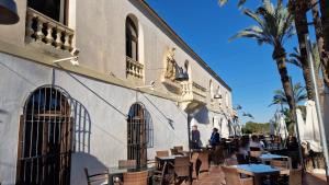 Penthouse, 2-bedroom apartment with pool views