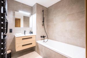 Les Chalets de LAiguille C203