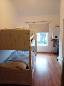 Apartment Sleeps 2 - in the Shadow of Liverpool FC