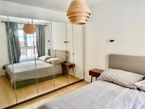 Luxury Stylish Apartment with Free Parking