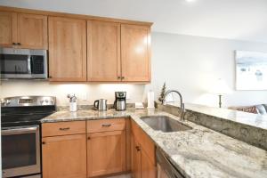 River Glen Brookside Condo: Fantastic Frisco Location