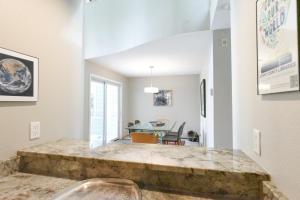 River Glen Brookside Condo: Fantastic Frisco Location