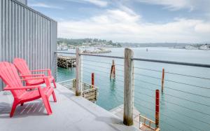 Oceans Edge - Anchor Pier Lodge