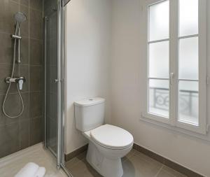 Arc de Triomphe - Premium family apartment for 5