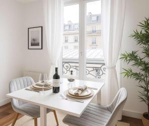 Arc de Triomphe - Premium family apartment for 5