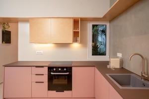 MelAngelo Villas M - Modern Studio near Port of Piraeus