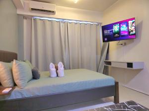 SM Mall Of Asia Shore Residences Vianny