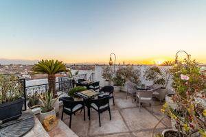 Riad Jebly - Exclusive -Jacuzzi & Breakfast ,10 min walk Jemaa El Fnaa - Panoramic View Rooftop