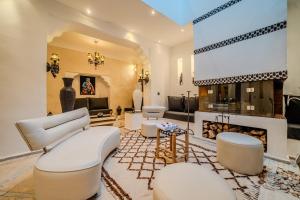 Riad Jebly - Exclusive - Breakfast & Jacuzzi , 10 min walk Jemaa El Fnaa - Panoramic View Rooftop