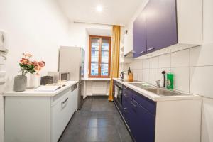 3 king-size beds, 15 min from Vienna Hauptbahnhof, ground floor