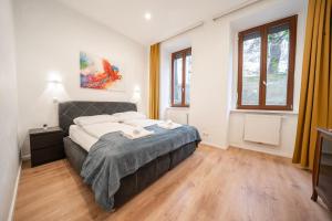 3 king-size beds, 15 min from Vienna Hauptbahnhof, ground floor