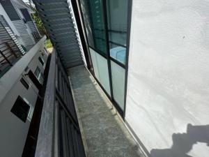 Den Nest Guest House KRABI