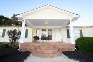 Farm Stay at Golden Meadows