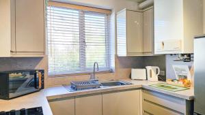 Sea Breeze Apt 2 - 2 Bedroom - Horton Beach